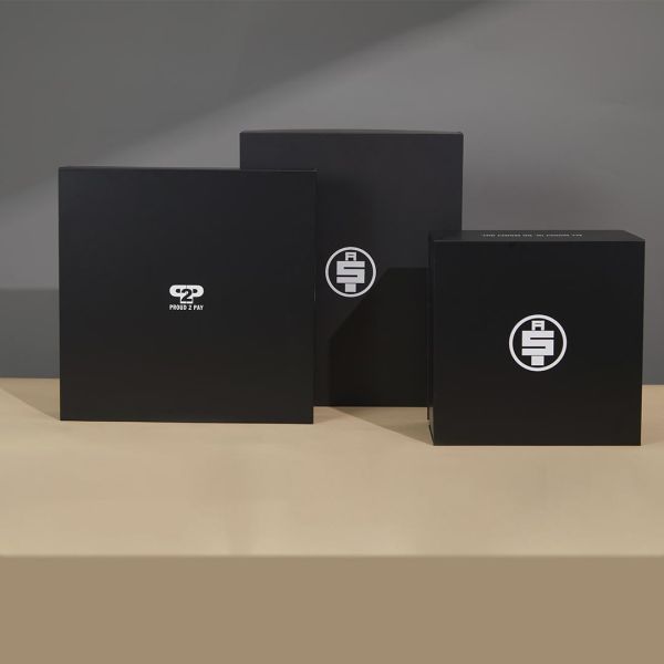 Luxury Matte Flip Top Electronic Product Packaging Clamshell Gift Packaging Box