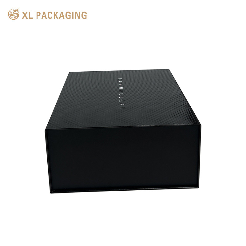Black Magnetic Closure Rigid Boxes Cardboard Magnetic Closure Gift Box ISO Approved