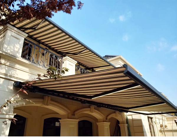 Chinese Full Cassette awning