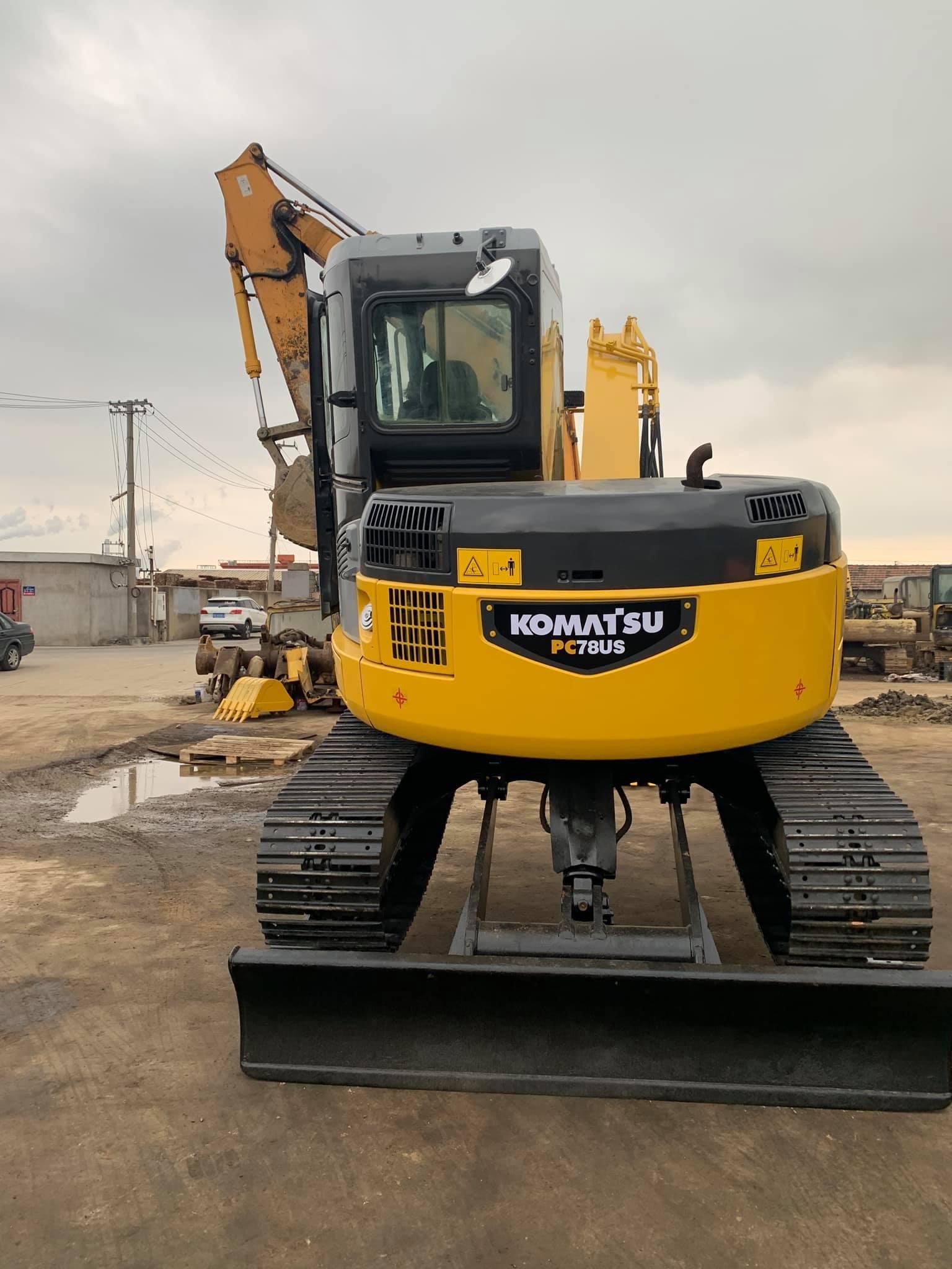 Used Komatsu PC78US Crawler Excavator Zero Tail Swing Excellent Condition