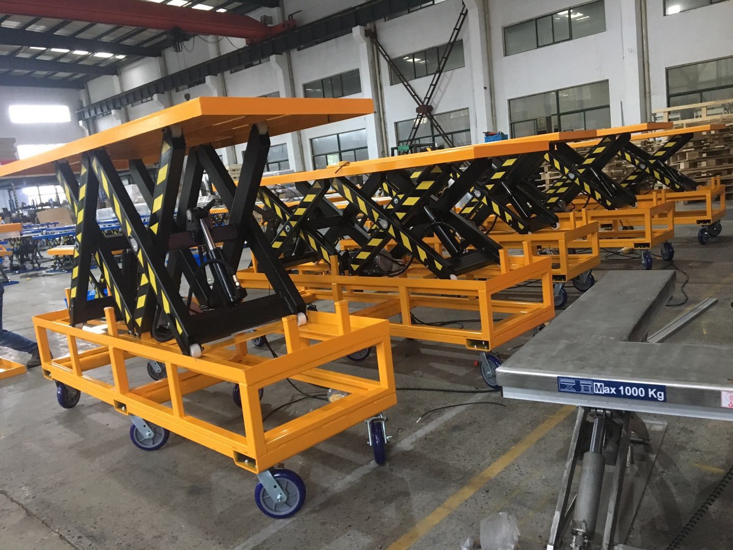 6 Wheeler 2200lbs 1500 Lbs 1000 Lb Electric Lift Table Cart Large
