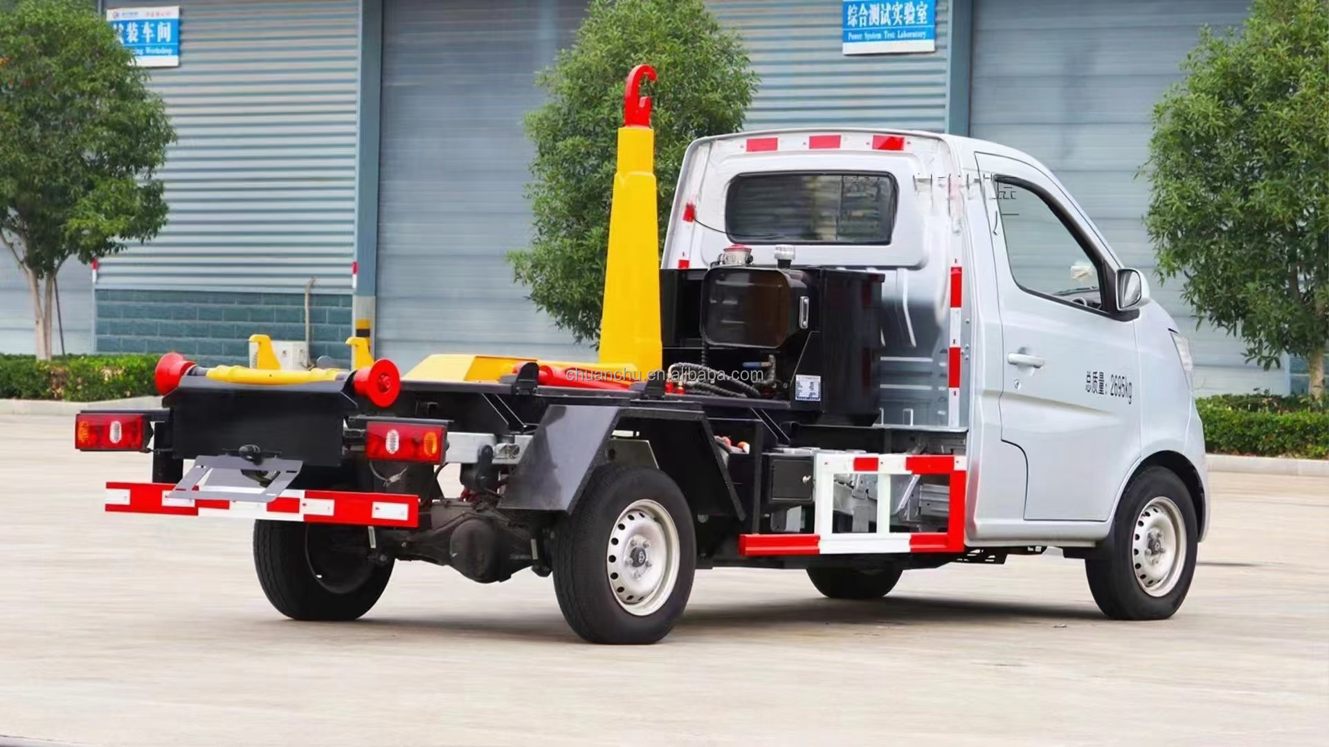 Small Changan Hook Arm Garbage Truck Hooks Lift Trailer For Waste Management