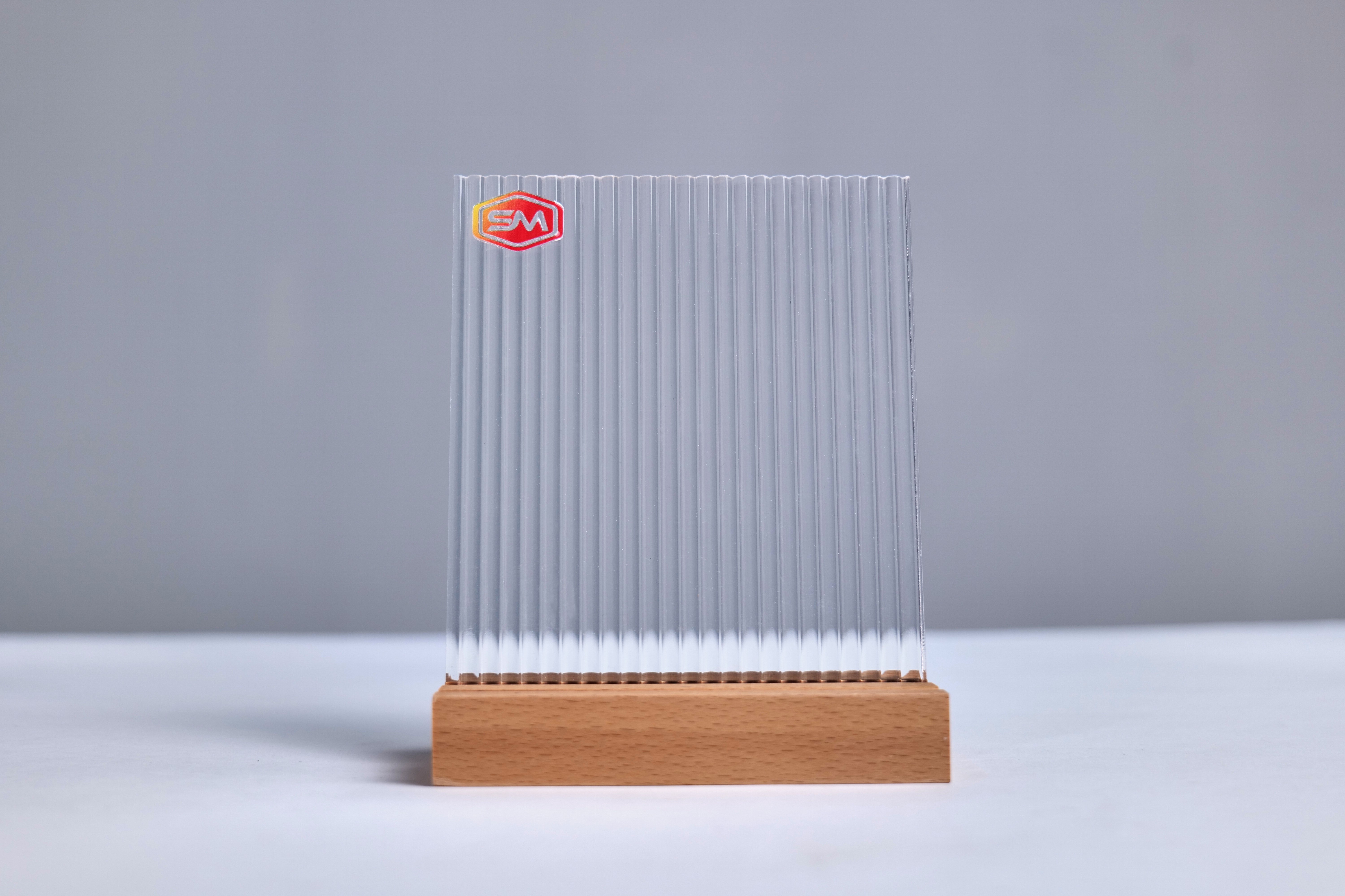 Good Quality 2mm 3mm Cracked Ice Glare Gloss Textured Acrylic Sheet Perspex