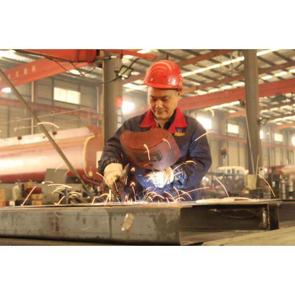 12Wheels Sinotruk HOWO 8x4 400HP Dump Truck 30 Cubic Meter 60 Tons Tipper Vehicle For Mining Sand Coal Stone Transport