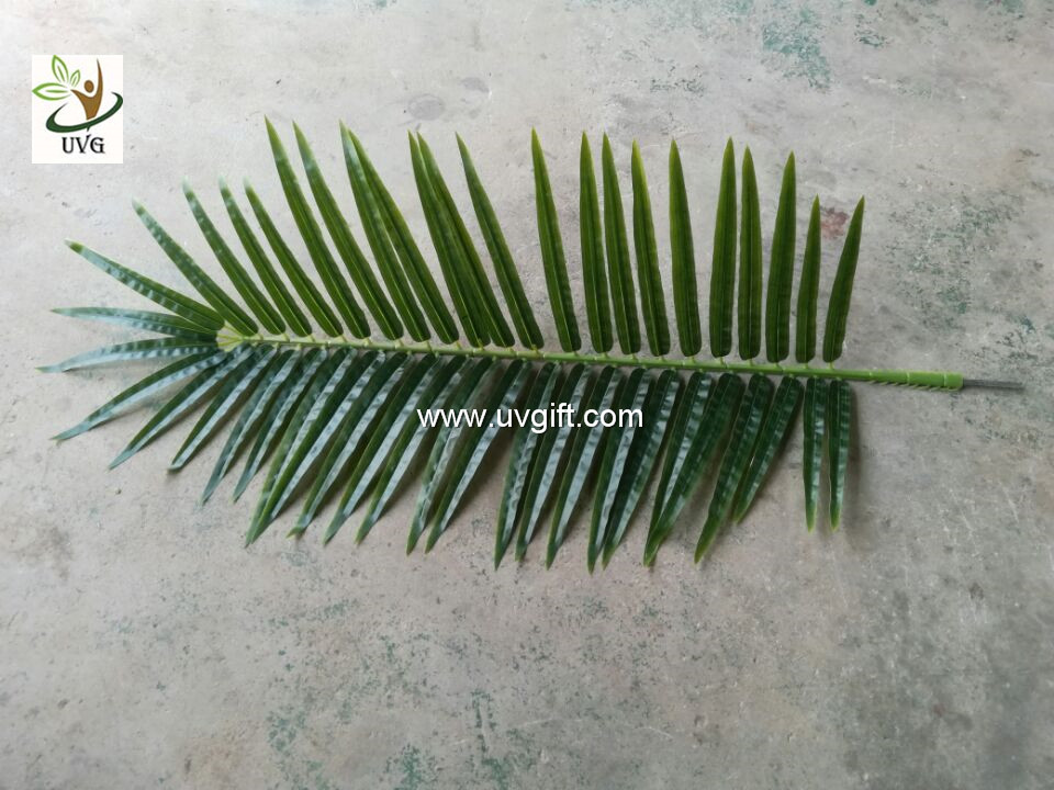 UVG make small fake palm tree leaves in plastic fronds for indoor home decoration PTR062