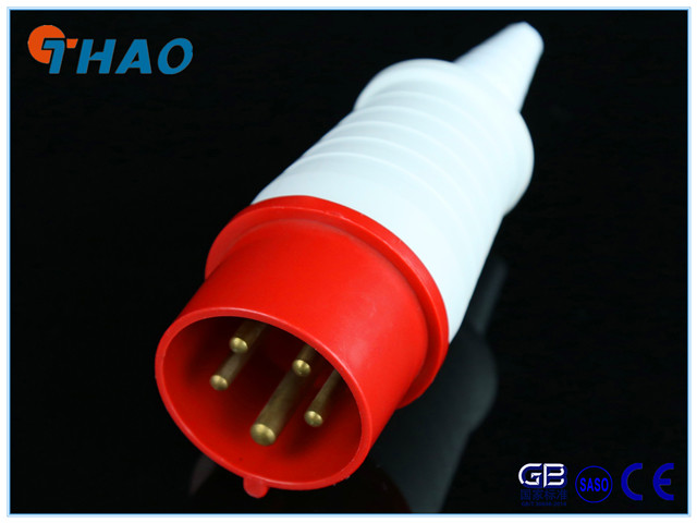 Plugs with grommet 013L 014L 015L IP44 16A 32A