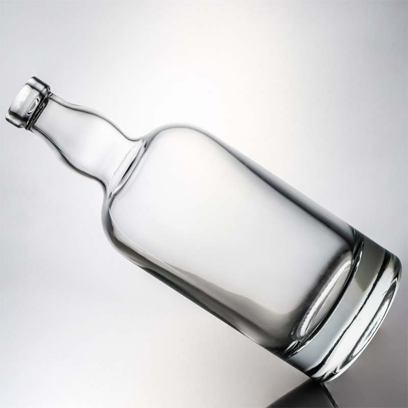 500ml 700ml 1000ml Round Shaped Flint Glass Bottle With Cork for Other Beverage Needs