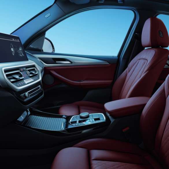 Smart And Eco Friendly BMW IX3 Electric Car With 4746 X 1891 X 1683mm Dimensions