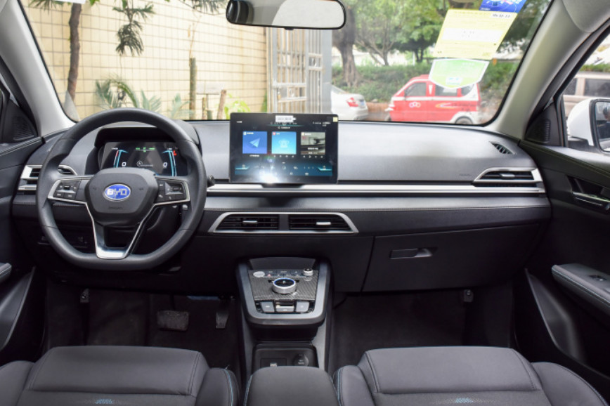 Byd e2 2021 leading version Pure Electric Single motor Compact 5 door 5 seat hatchback