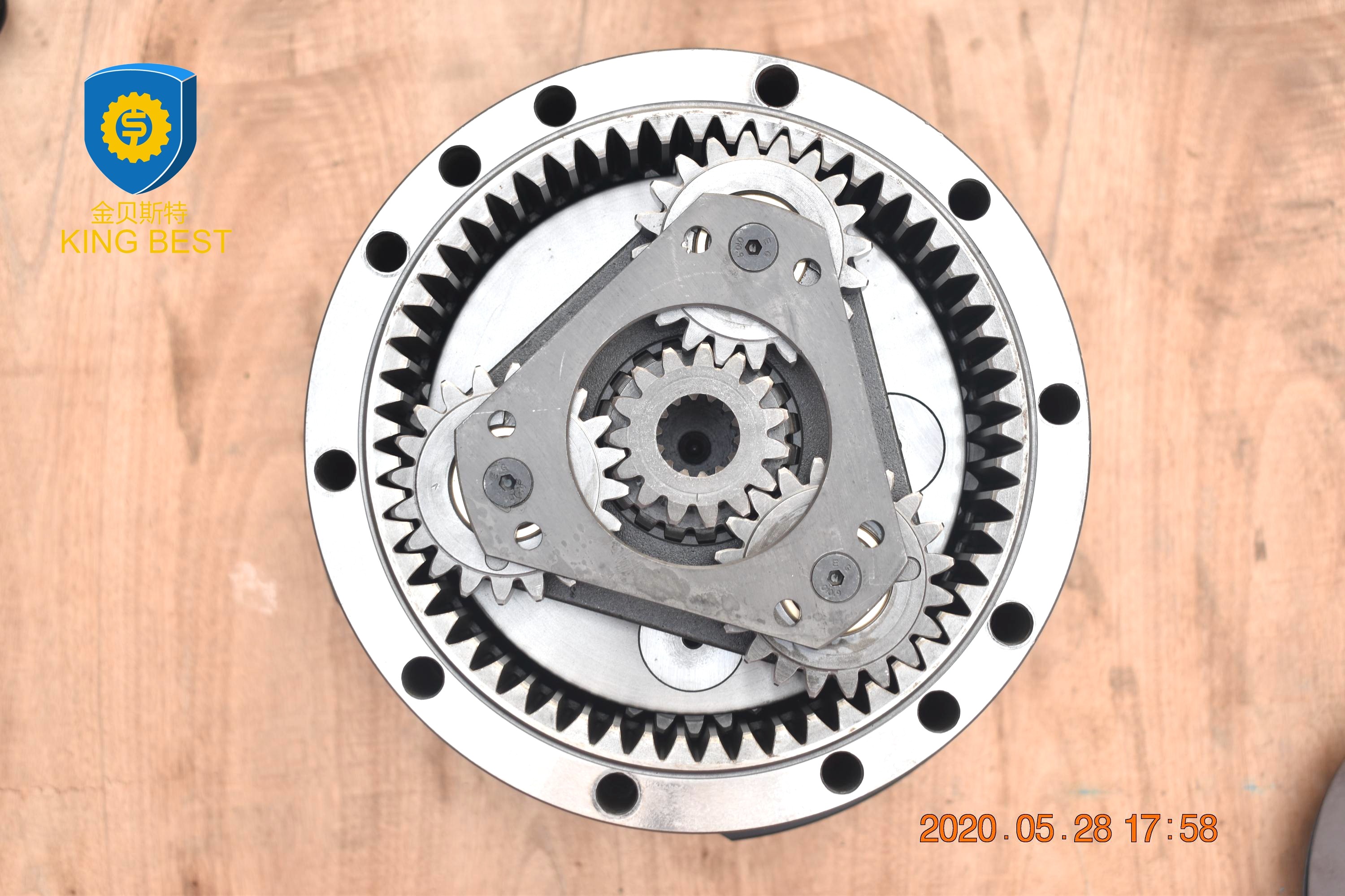 YY32W00004F1 Kobelco Reduction Gearbox SK140-8 Swing Drive Parts