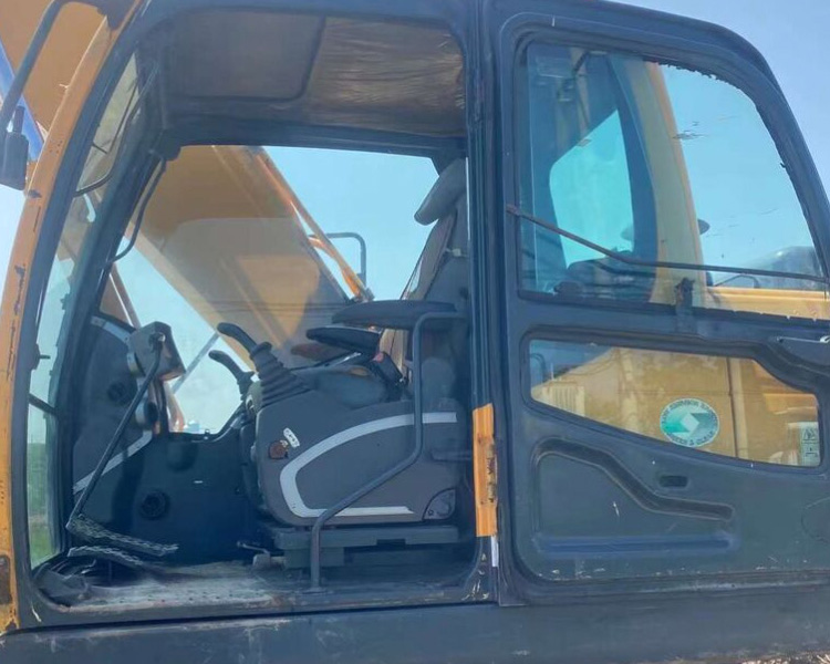 112KW 2018 Hyundai R215 Excavator 215-9 21.5 Ton Second Hand Excavators