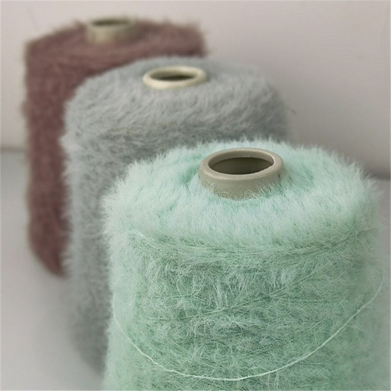 Soft Chunky Fluffy Yarn 1.3CM 2CM Nylon Feather Hand Knitting Yarn