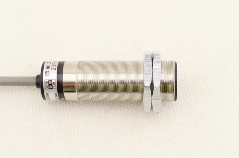 Inductive Proximity Sensor LJ20A3-8-Z/AY 3Wire NC DC 6-36V PNP 200mA Proximity Switch