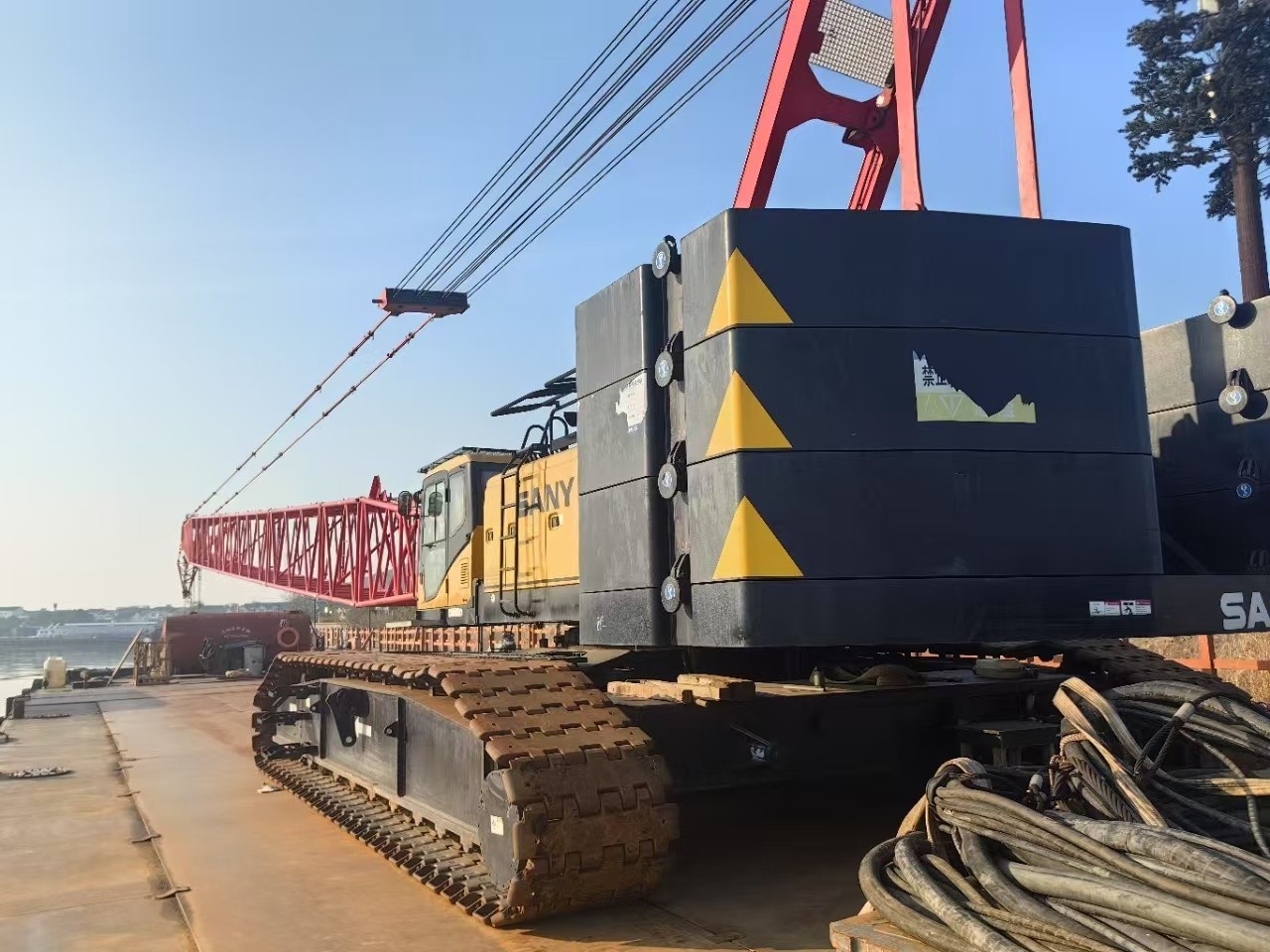 Used Hydraulic Crawler Crane 135ton Sany SCC1350A-1 Crawler Mounted Mobile Crane