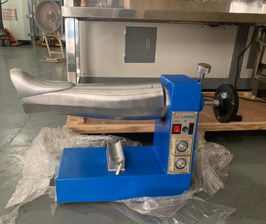 High Leg Boots Flattening Equipment 0.6KW With Thermostatically Control