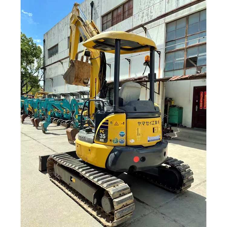 2700 Working Hours Used Komatsu PC35 Mini Excavator 3.5T in Good Condition from Japan