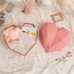Custom 3D Heart Rigid Gift Box with Recyclable Paperboard