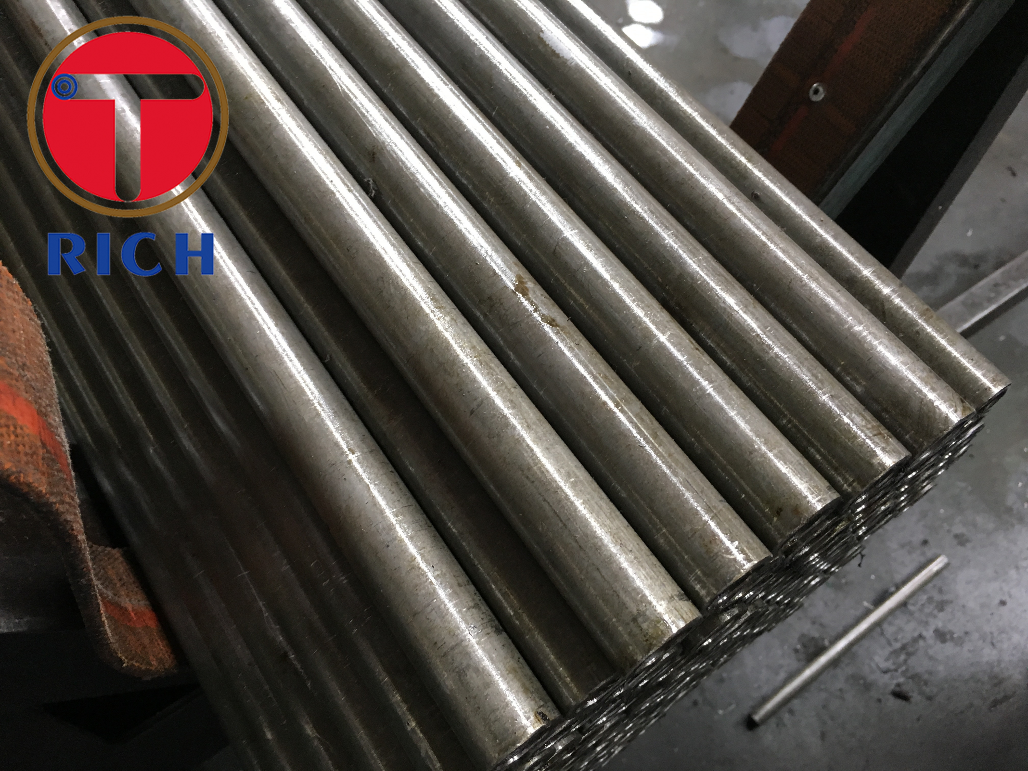 Cold Rolling Automotive ASTM A295 Bearing Steel Tube