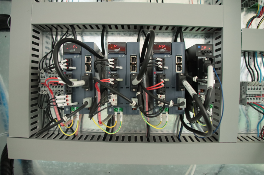 1500x3000mm Stainless Steel Sheet CNC Fiber Laser Machine 3 Phase