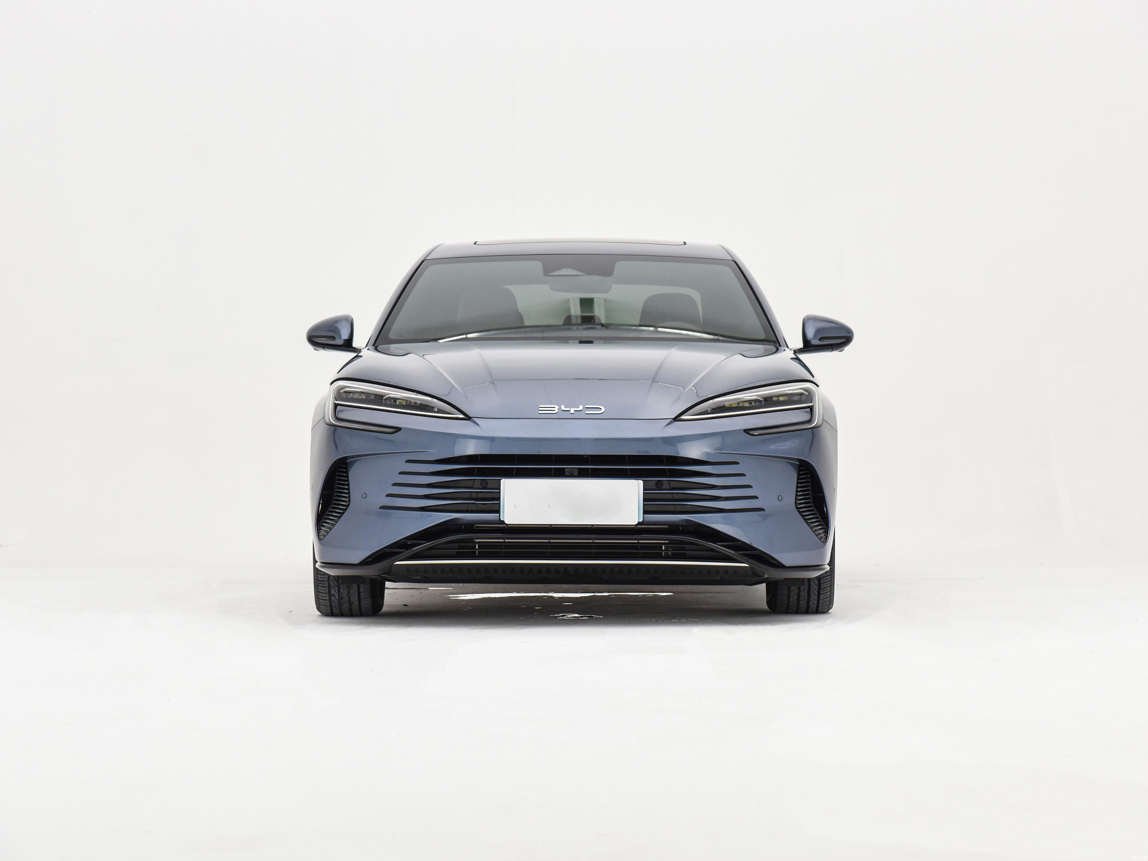 4800*1875*1460 Size Medium Car 2024 BYD Seal DM-i Electric Plug-in Hybrid Left Hand Drive Long Range Chinese Energy Vehicle