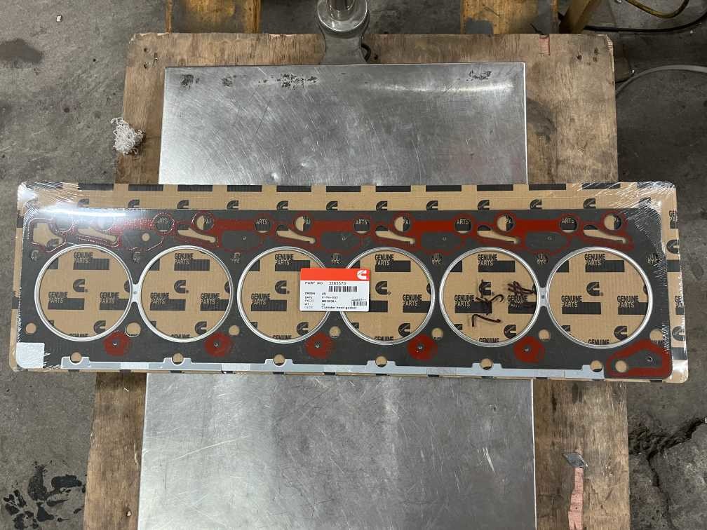 Cylinder Head Gasket 3283570 Cummins Engine Parts Cylinder Gasket Head Gasket