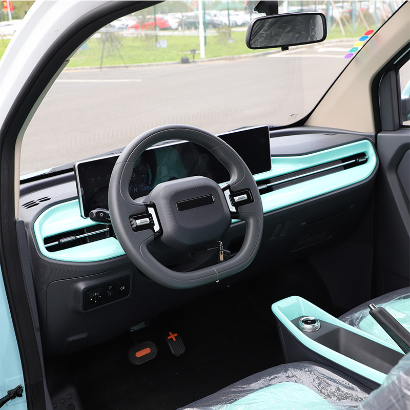 High-speed electric vehicle 4 seat new energy vehicle adult electric car with EEC COC