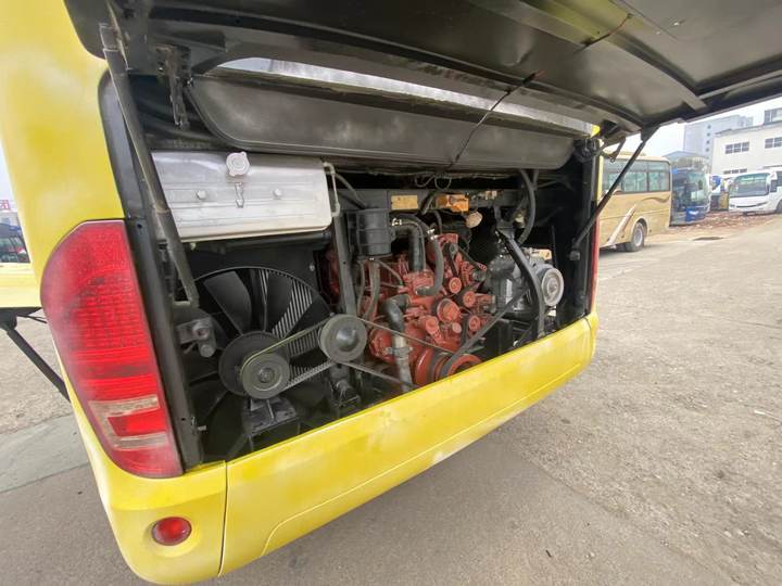 Left Drive Diesel Engine 70 Seaters Used Coach Bus Euro 3 Optional Power Steering