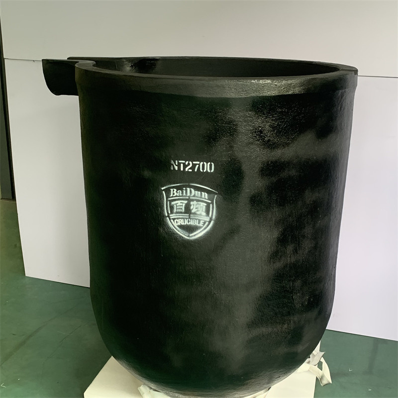 Quality Reduced Operating Costs Silicon Carbide Graphite Crucible With Pouring Nozzle for sale