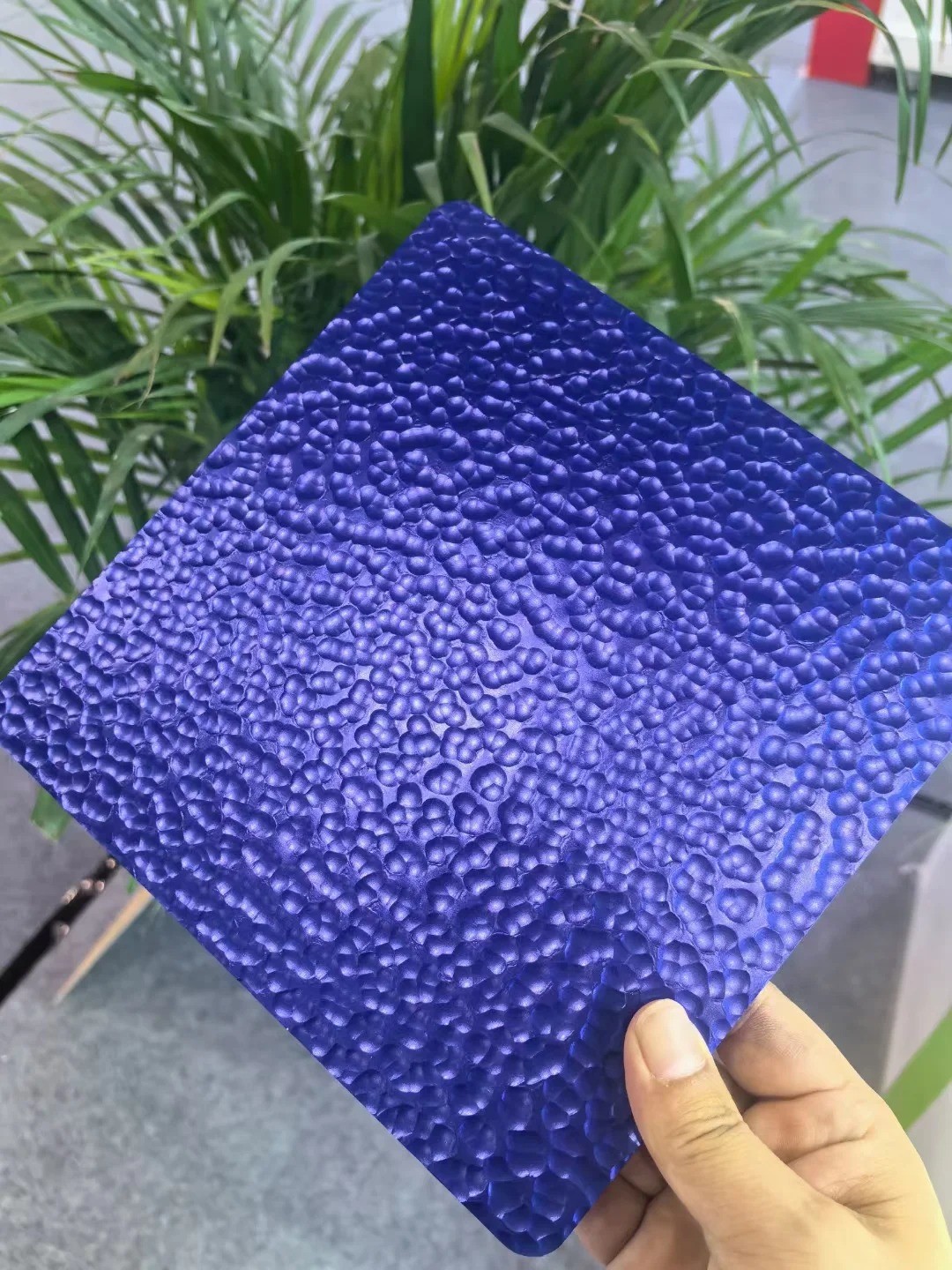 Decorative Metal Sheet 316 Corrugated Hammer Finish Sapphire Blue Stainless Steel Sheet