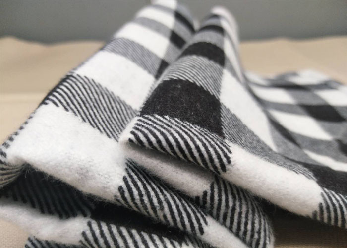 20*10 100% Cotton Grid Cotton Flannel Cloth baby blaket