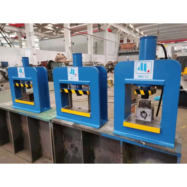 CE ISO Small Benchtop Hydraulic Press 2.5Ton 200mm Operation Height