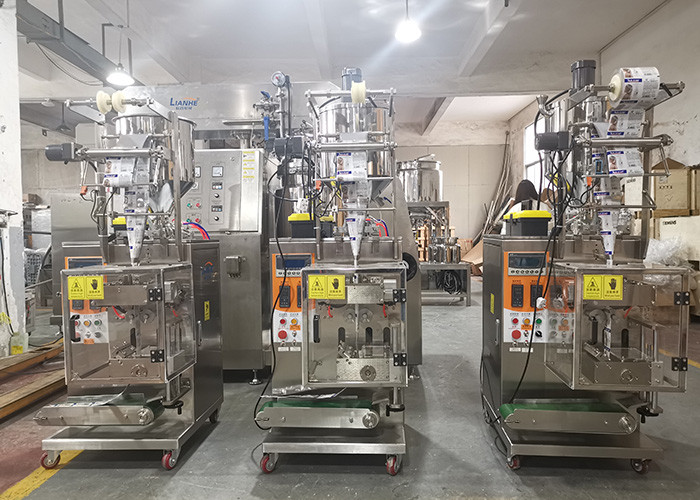 PET 3.5KW Electric Sachet Filling Machine For Shampoo Packing