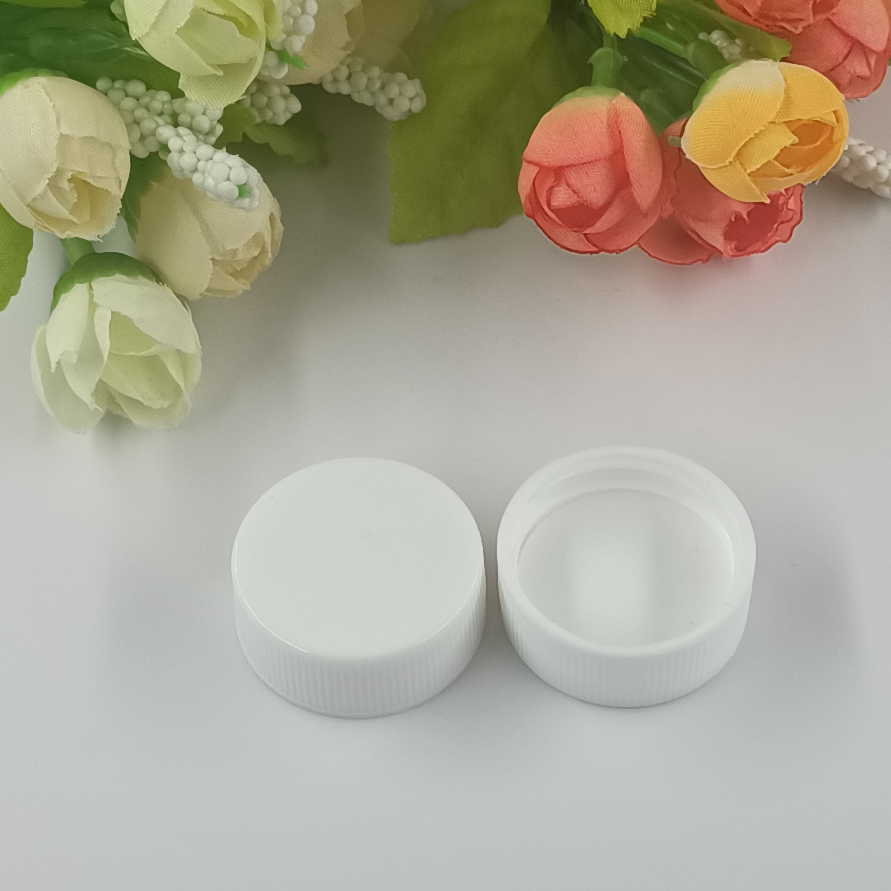 18mm 20mm 24mm 28mm Normal Transparent Cylindrical Screw Cap For Bottle Provided Freely