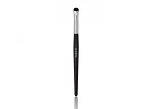 China Professional Precision Smudge Brush With Short Black ZGF Goat Hair on sale