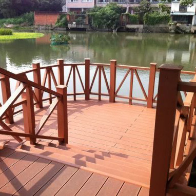 Easily Assembled Custom Logo Decorative Garden Waterproof Natural Wooden WPC Fencing