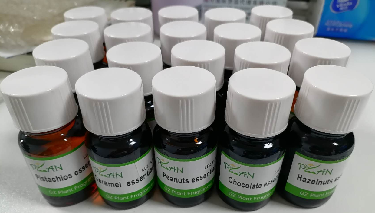 Natural Edible Osmanthus Essence Oil with 2 Years Shelf Life and 0.1-0.5% Recommended Dilution for Food & Beverage