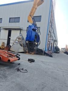 Quality Centrifugal Force 435 Kn Hydraulic Pile Driver With 1320X1160X1820 Size And 2500mm Drilling Diameter for sale
