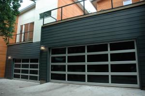 China Extruded Frame Full View Aluminum Garage Doors  Large Span Openings  For Villa on sale