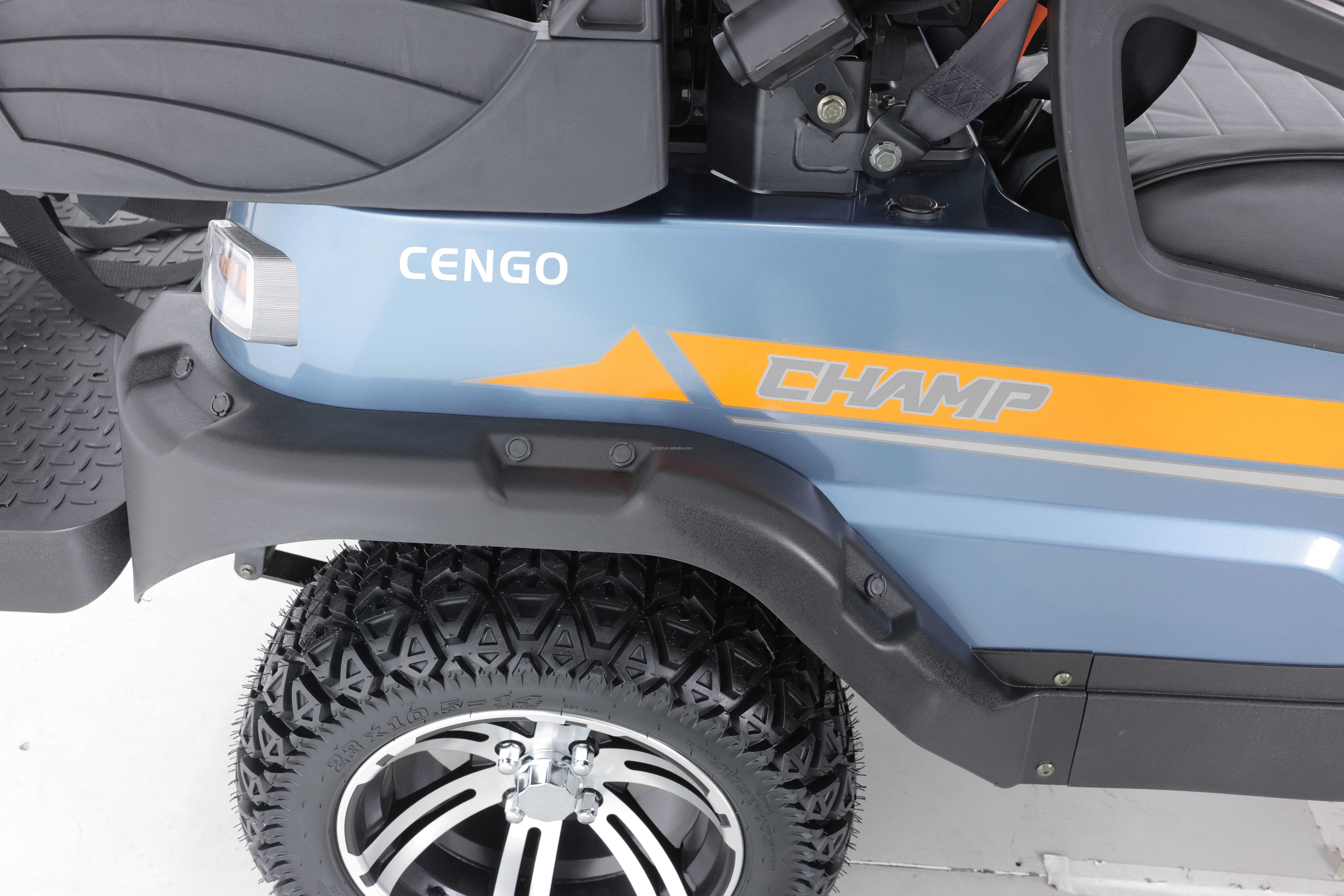 Electric Lifted Club Car Hunting Cart with DOT and 30-50Km/h Maximum Speed Lithium Battery