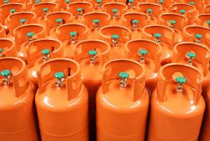 Quality 2.5-20KG Liquefied Gas Cylinder Sandblasting With CGA-580 Valve For Storage for sale