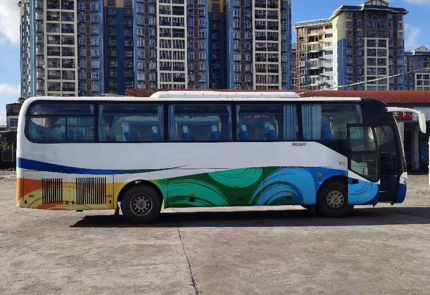 Yutong Used Urban Buses LHD Diesel Public Buses Long Distance Used Coach Buses