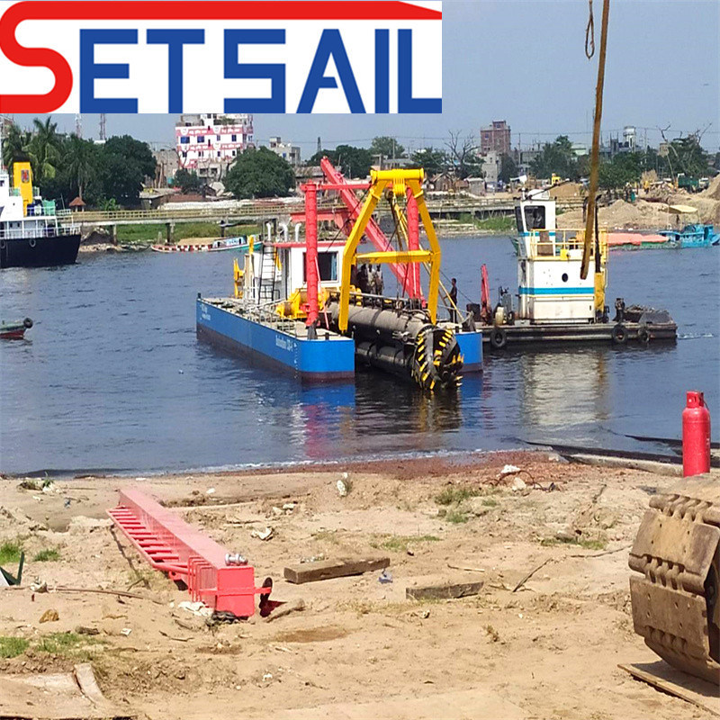 Diesel Engine Cutter Suction Dredging Boat for River Sand
