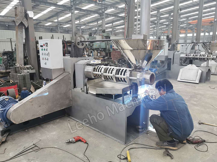 100r/Min 380v Mustard Avocado Screw Oil Press Machine