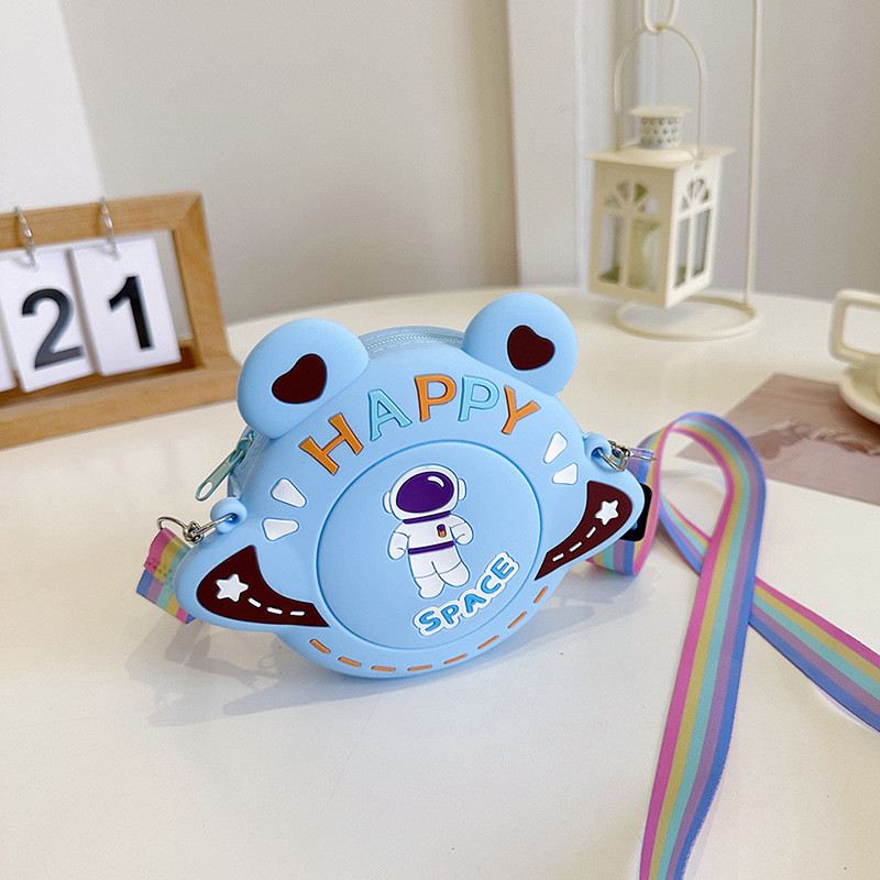 Astronaut Silicone Crossbody Purse Bag Pencil Pen Case Makeup Bag Storage Bag Makeup Accessories Purse Handbag For Kids