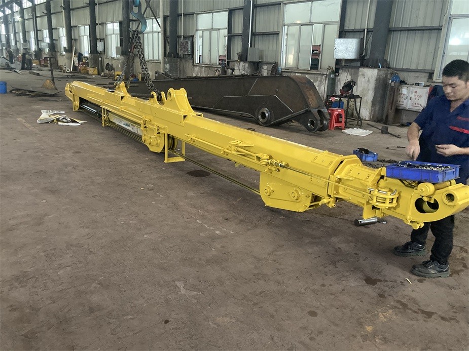 CAT315 Sturdy Excavator Telescopic Boom 25m Long Reach Heavy Duty