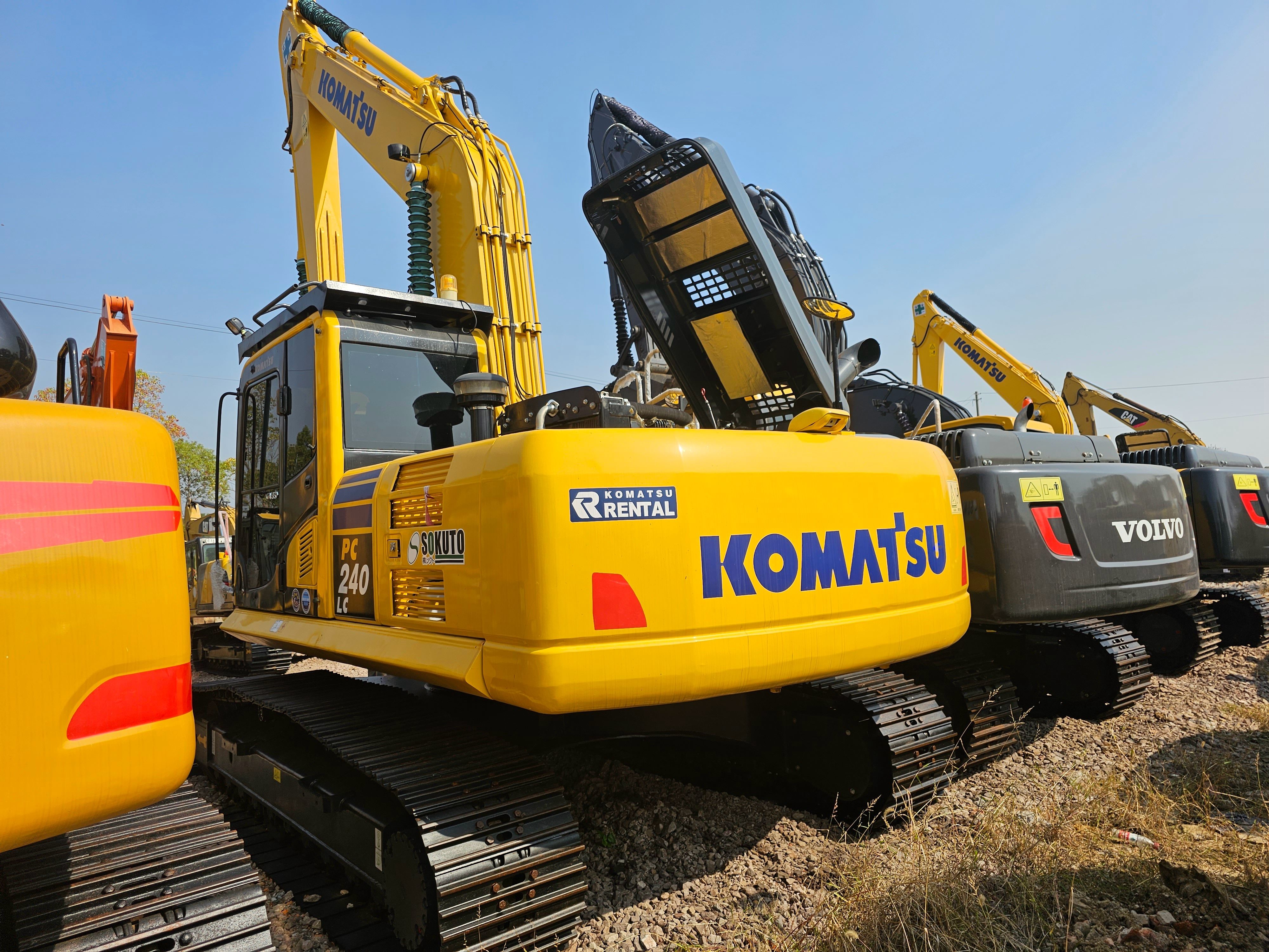 PC240 Used Hydraulic Crawler Excavator 24 Tons Walking Style PC70-8 PC78 PC200 PC220 PC300 PC400 PC450 For Sale