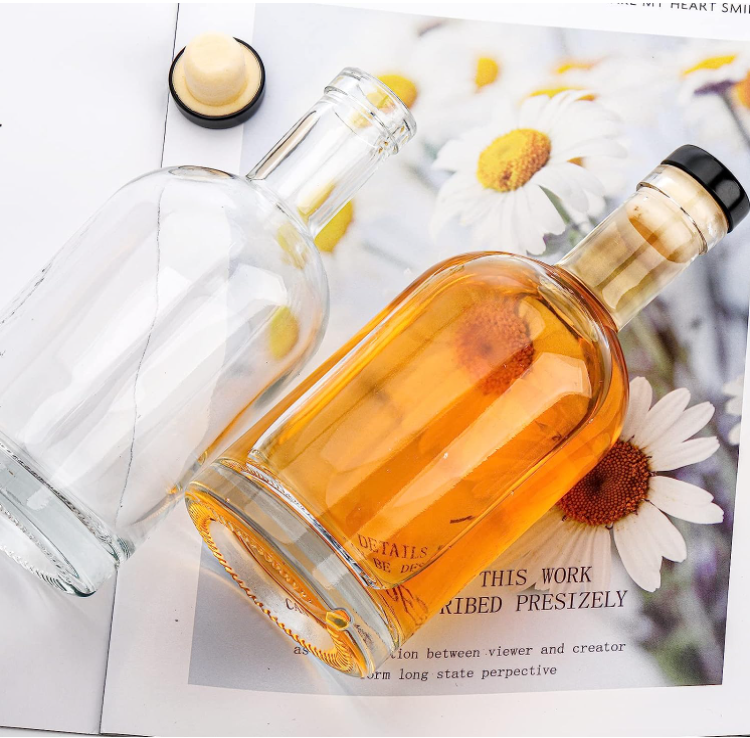 Beverage Glass Bottle for Custom Design Clear Bordeaux Wine Bottle Vodka Glass Bottle