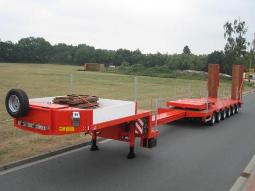 13000-18000X3000X1750mm Extendable Low Bed Trailer for Heavy Equipment Transportation