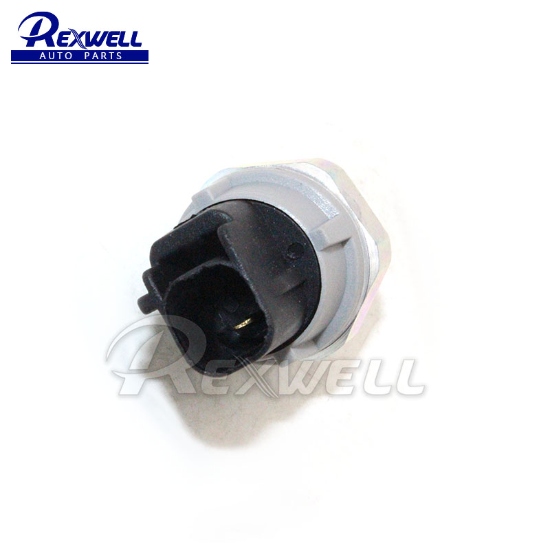 Auto Parts For Toyota Oil Pressure Sensor 83530-28020 8353028020