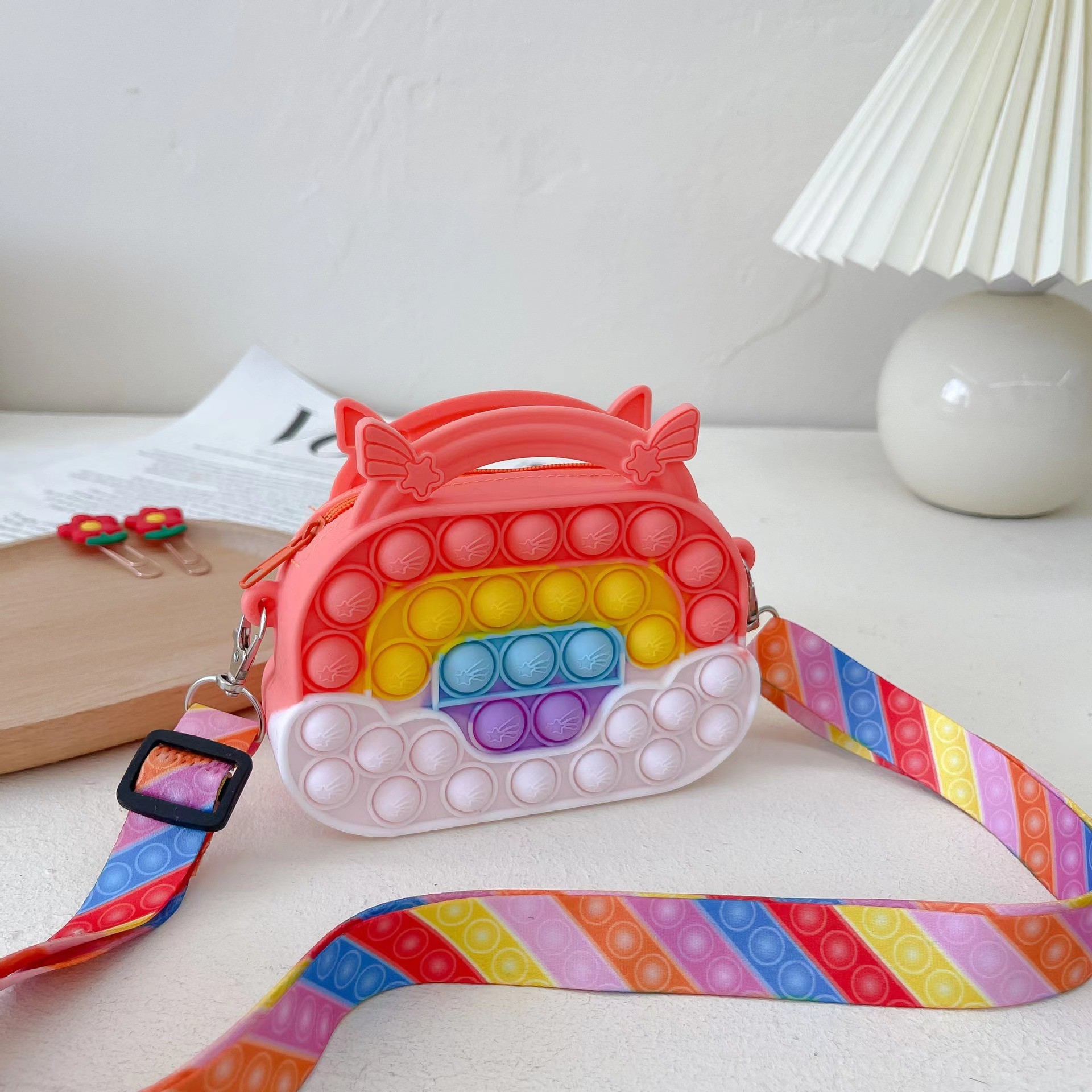 Lightweight Cute Silicone Tote Bag Makeup Bag Pencil Case For Kids School Office Suppllies Crossbody Shoulder Handbag